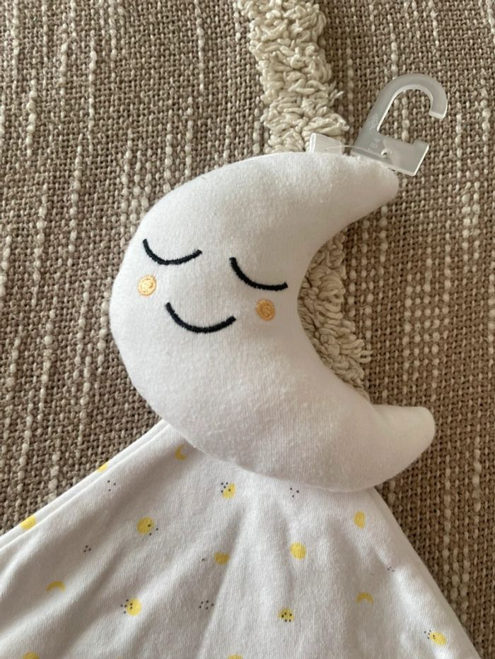 Peluche doudou plat 38cm Simba toys lune blanc et jaune neuf - photo numéro 2