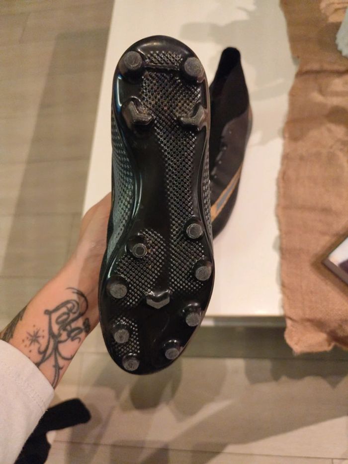 Chaussures de foot - photo numéro 3