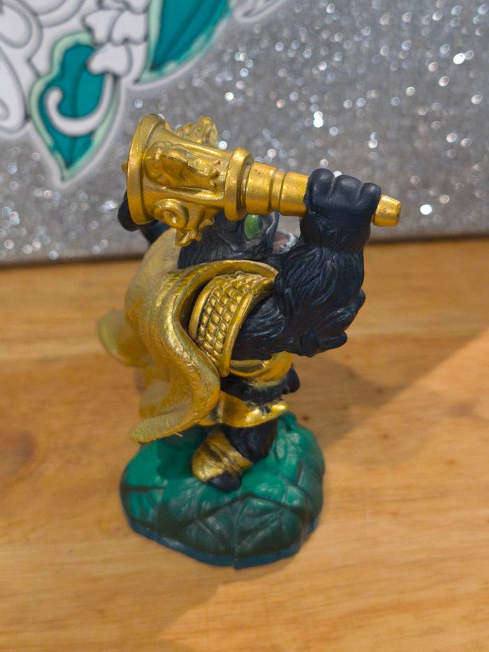 Figurine Skylanders Swap Force - Legendary Zoo Lou - photo numéro 3