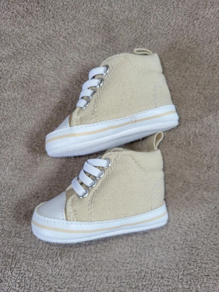 Chaussures bébé 0-6 mois - photo numéro 4