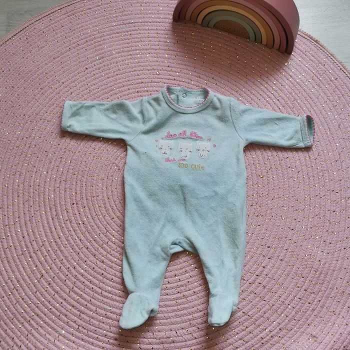Ensemble pyjamas 1 mois - photo numéro 9