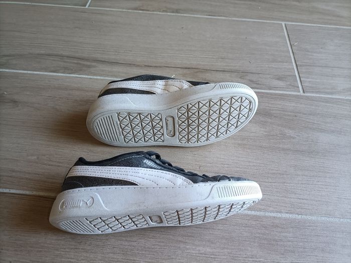 Baskets Puma fille pointure 31 noires paillettes softfoam très bon état - photo numéro 4