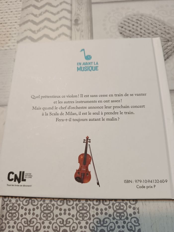 Livre "Le violon qui fanfaronnait" - photo numéro 2
