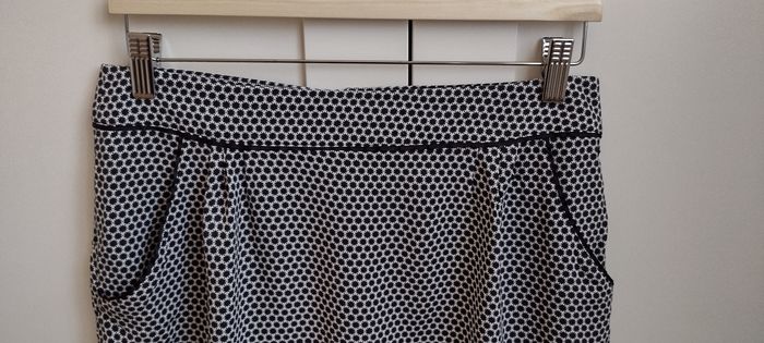 Jupe femme droite courte  taille 1 - photo numéro 2