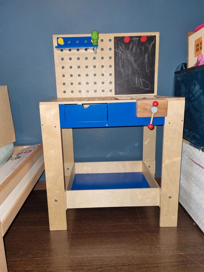 Établi en bois vertbaudet avec outils - photo numéro 2