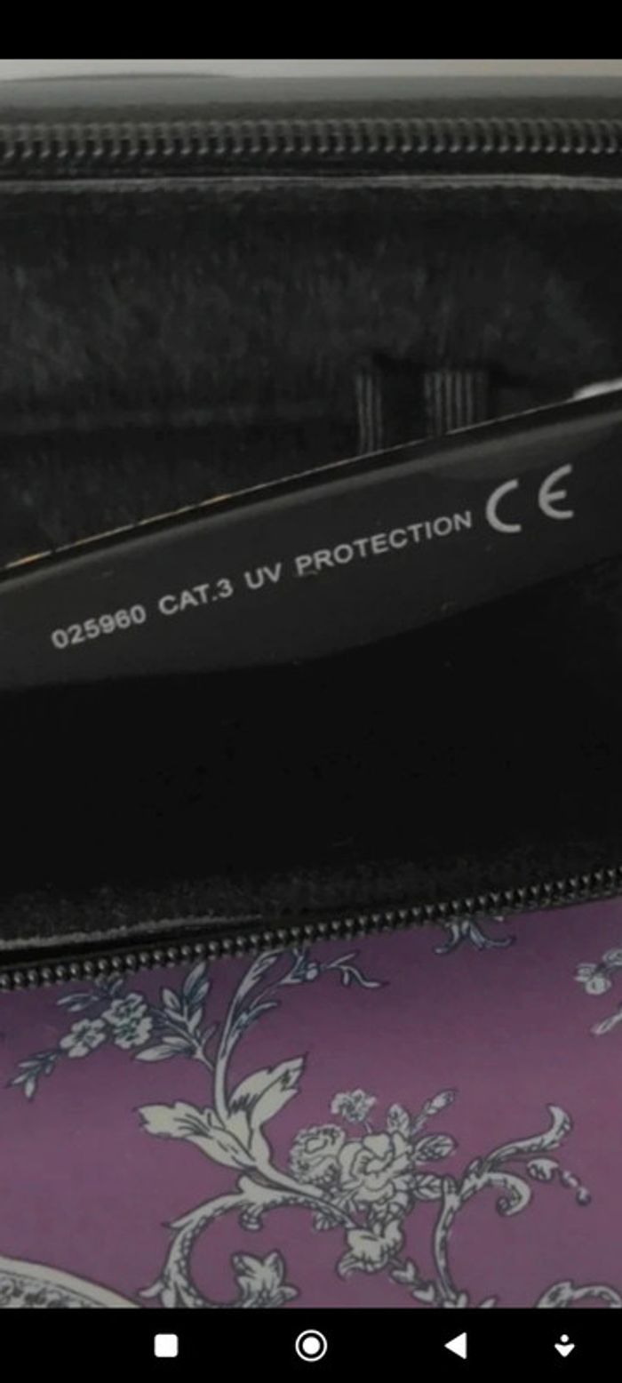 Lunettes de soleil - photo numéro 5