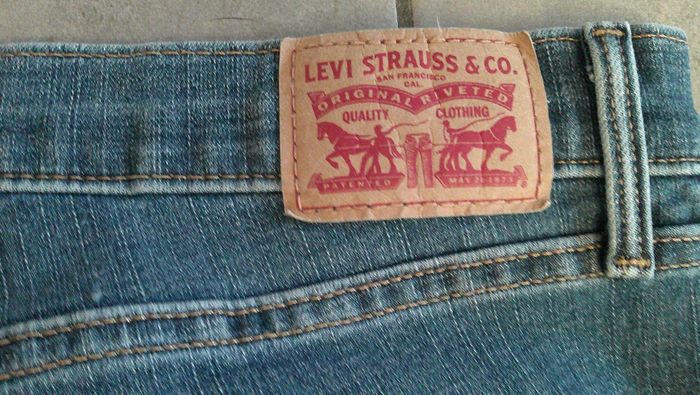 Levi' 312 Shaping Slim - photo numéro 5
