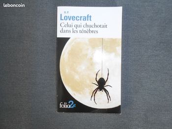 Livre: Celui qui chuchotait dans les ténèbres à 0,50 EURO