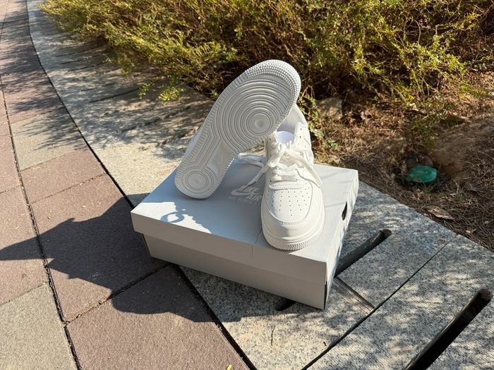 Baskets Nike Air Force One 42 - photo numéro 4