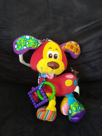 Doudou chien/jouet d'éveil 