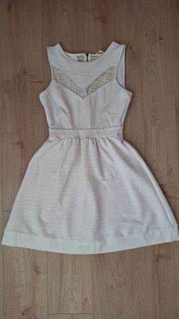 Robe de cérémonie, cocktail ou mariage blanc crème, Taille S. Tissu épais de grande qualité.