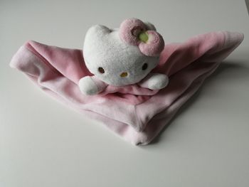doudou hello kitty