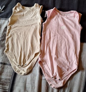 Lot de 2 bodys Baby 86-92 cm