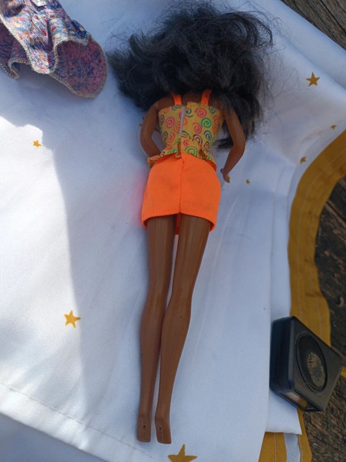 Barbie mattel poupée mannequin black noir fluo Christie glow the beat disco - photo numéro 10