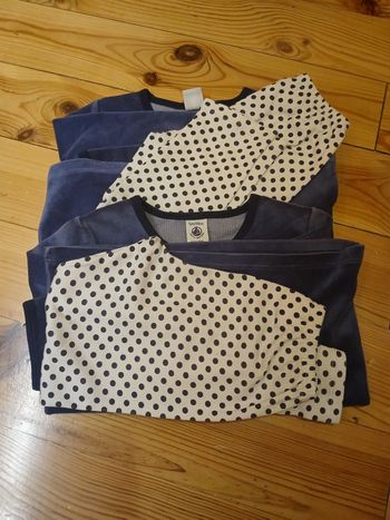 Lot de pyjamas petit bateau 