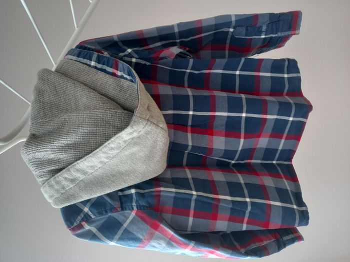 Surchemise à capuche garçon 3 ans Tape à l’Œil – Carreaux, excellent état - photo numéro 3