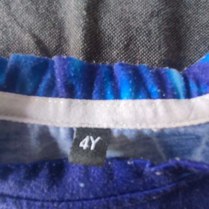 Tee short fortnite taille 4 ans - photo numéro 3