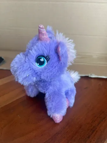 Licorne peluche