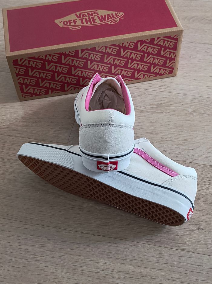 Baskets chaussures vans old skool taille 44 neuves - photo numéro 7