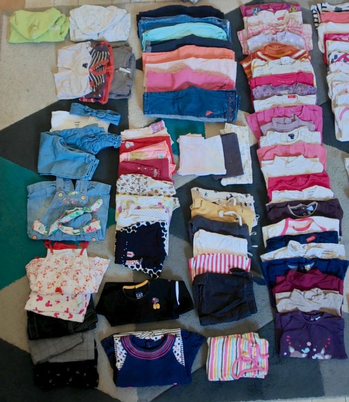Gros lot vêtements 9 mois fille - photo numéro 4