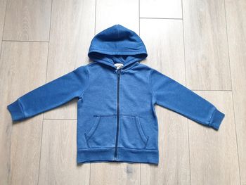 Gilet bleu. Garçon 4 ans. Marque H&M
