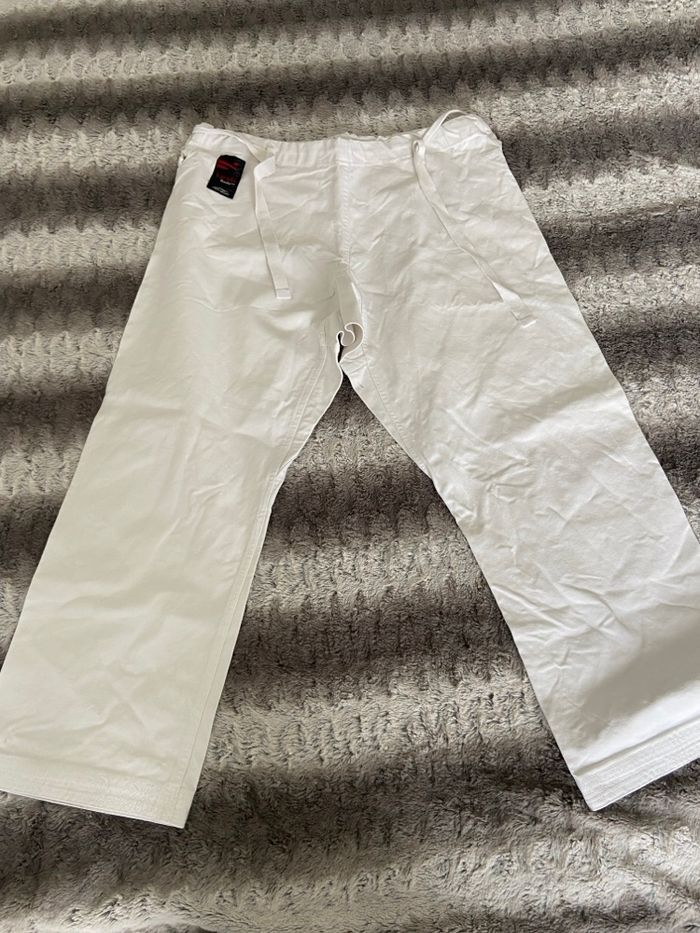 Kimono / Gi de Karaté GO Sport – Modèle Karate Ikoshi – Taille 160 - photo numéro 6