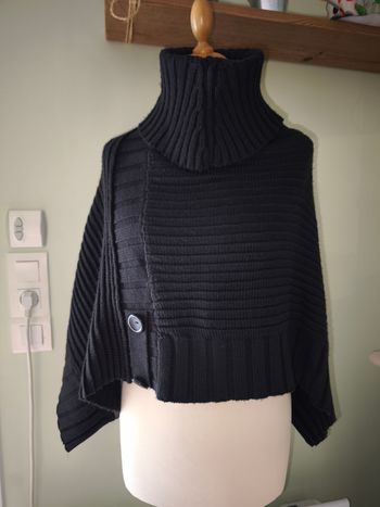 Cape en maille col roulé Camaïeu 