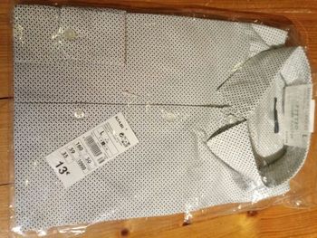 Chemise neuve coupe ajustée