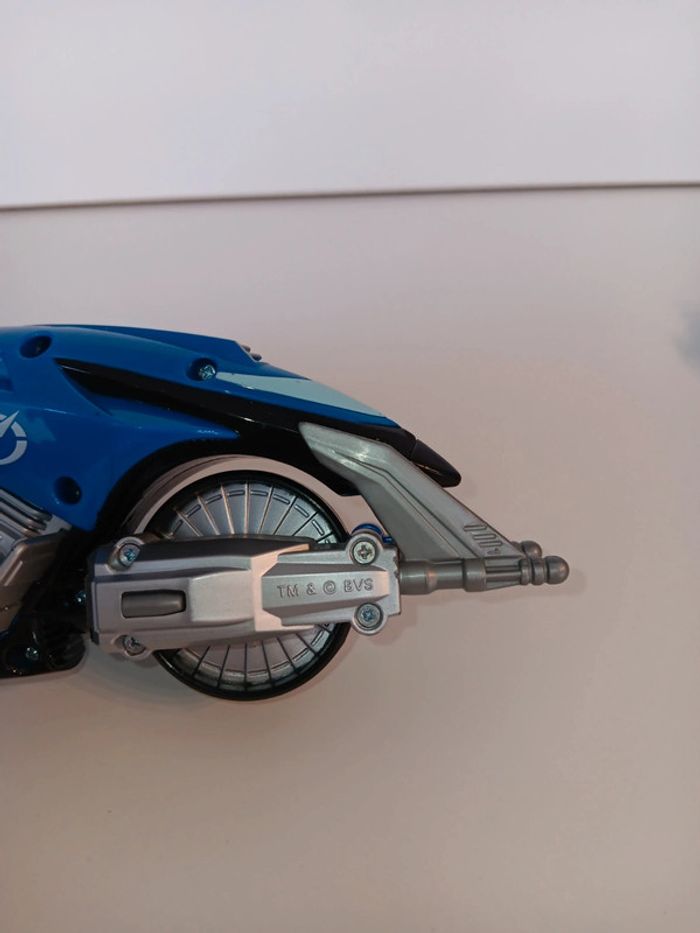 Figurine et sa moto vintage Bandai 2006 Power Rangers opération overdrive moto 25cm fig 14cm - photo numéro 10
