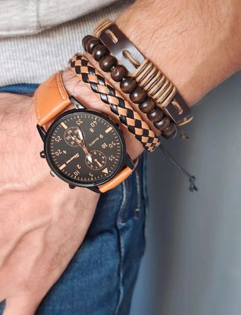 NEUF! Montre homme élégante avec bracelet cuir marron clair