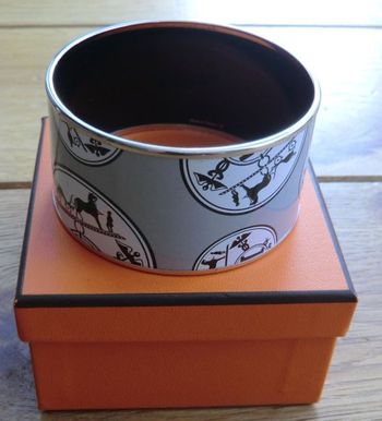 HERMES large Bracelet en émail