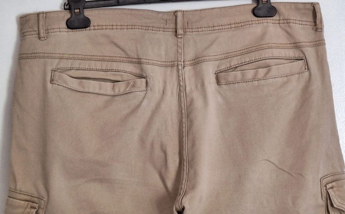 Short cargo beige - photo numéro 5
