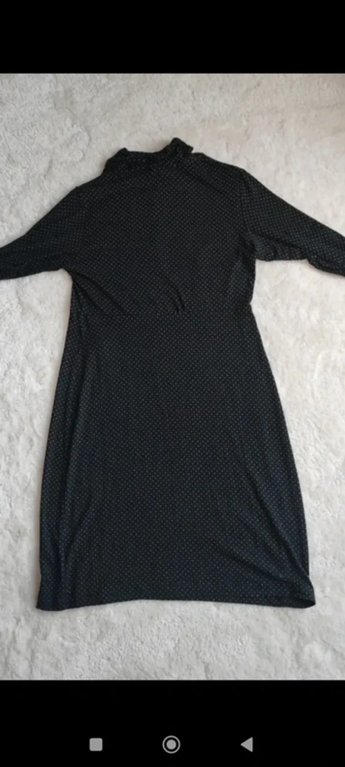 Robe noir à pois blanc Agnès B taille 2 moulante manches 3/4 - photo numéro 8