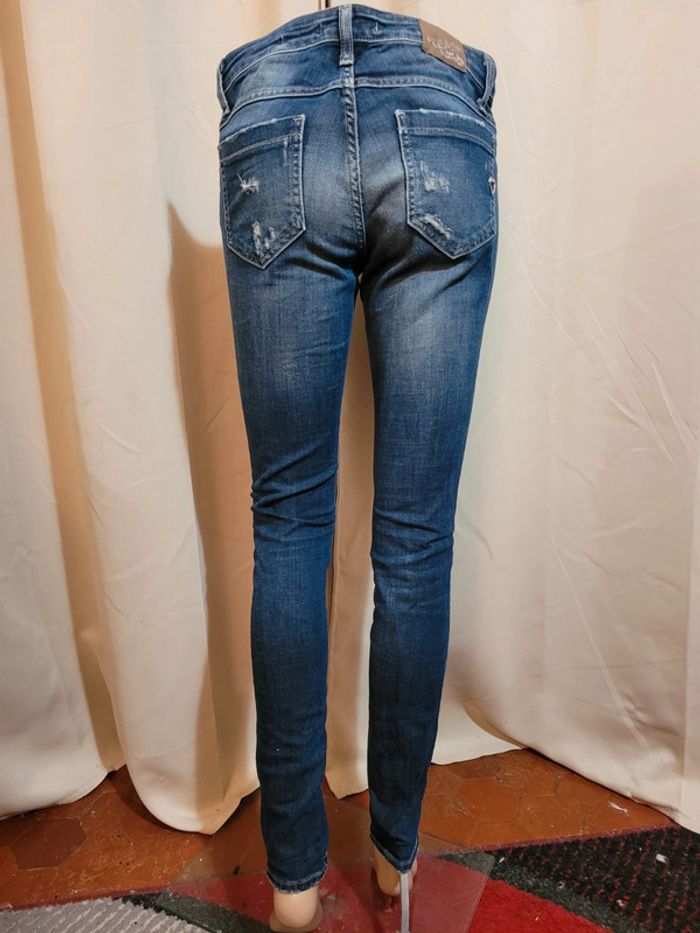 Jeans à la mode, please W26L32 - photo numéro 4