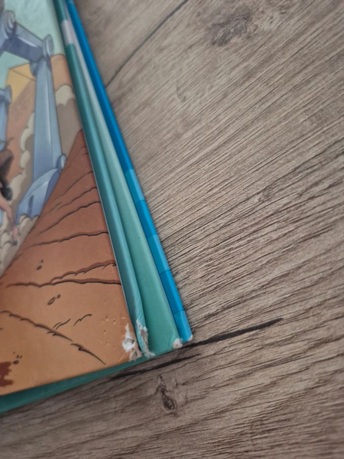 Lot de 2 bandes dessinées Swan et Néo - photo numéro 3