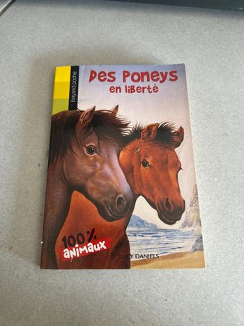 Livre poney en liberté