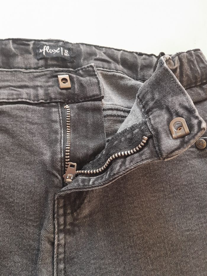 Jean noir 12 ans - photo numéro 3