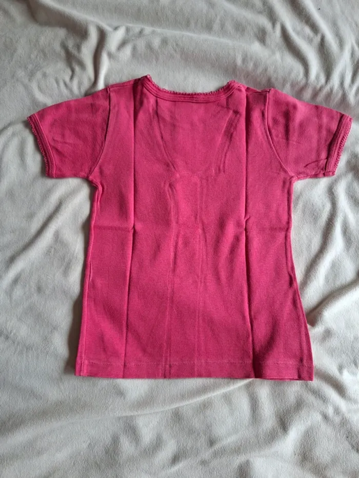 t-shirt fille rose taille 4 ans, marque petit bateau, en très bon état - photo numéro 3