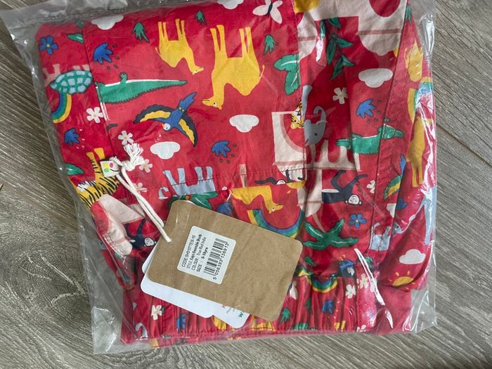 Short réversible de la marque Frugi modèle i India Ralph Reversible Shorts taille 9/10ans Neuf dans son emballé d’origine   Frugi - photo numéro 3