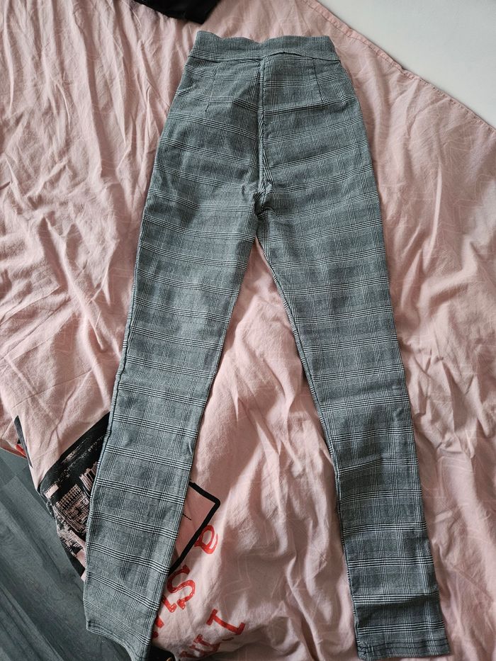 Pantalon gris - photo numéro 3