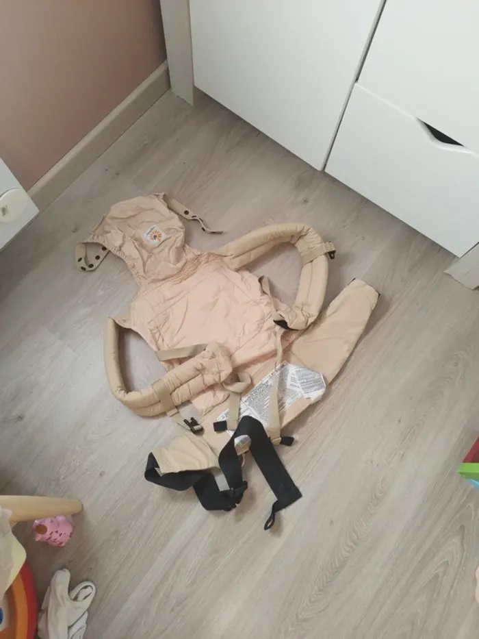 Porté bébé - photo numéro 3