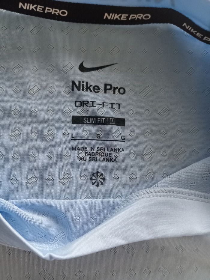 Tee shirt homme  dri - fit taille L - photo numéro 6