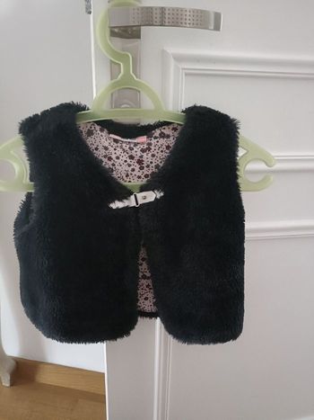 Gilet sans manche fausse fourrure