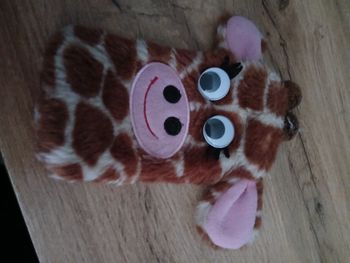 POCHETTE PELUCHE GIRAFE