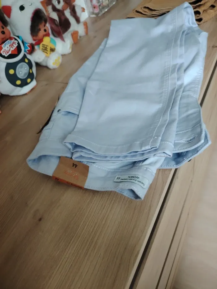 Lot 2 pantalon toile 7/8 taille 42 et 44 - photo numéro 3