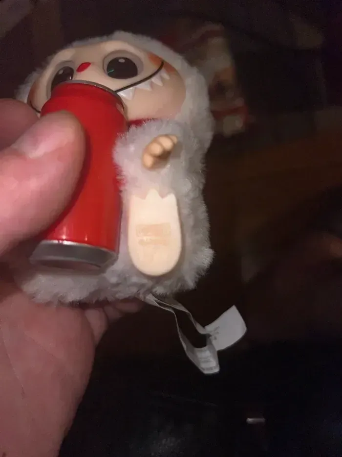 Labubu Coca-Cola officiel édition limitée très rare - photo numéro 6