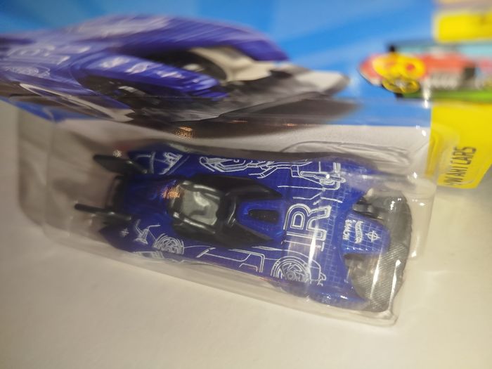 Hot Wheels Electron Silhouette 2022 HW Art Cars - photo numéro 7