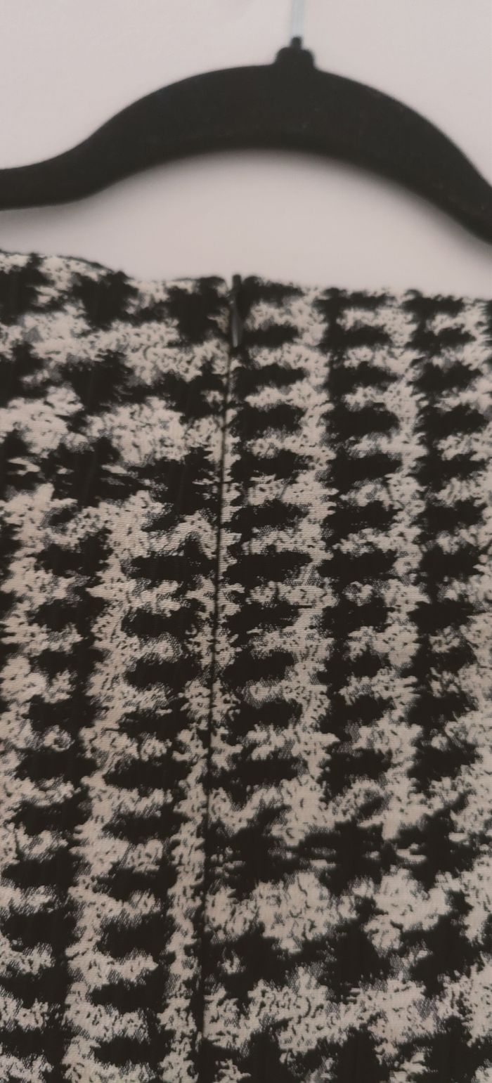 Robe neuve femme en 34 zara - photo numéro 4