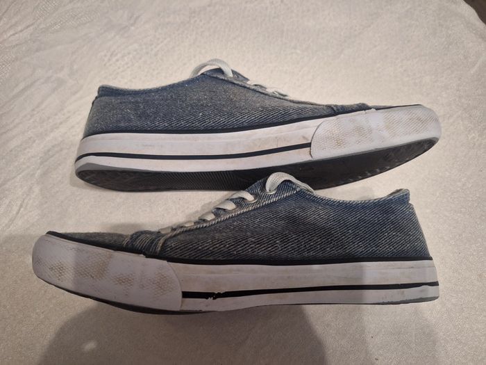 Tennis/baskets en jeans - photo numéro 3