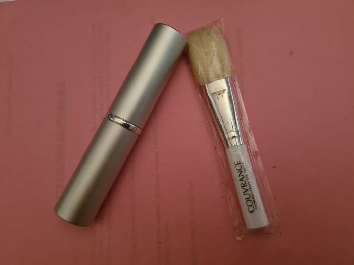 Lot 7 pinceaux de maquillage. Nivea. Neuf - photo numéro 4